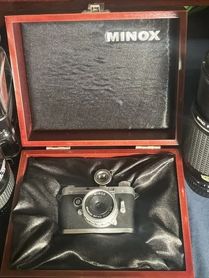 Minox Leica M3 Digitial Camera Miniature Replica 5.0MP Boxed Working - Image 1 of 4