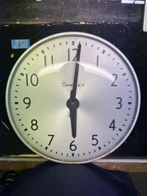 (SH31) - VINTAGE 14" SIMPLEX SLAVE CLOCK - WALL CLOCK - Image 1 of 4