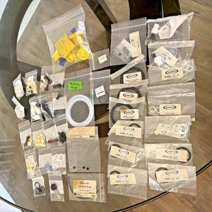 Chromatography Bio-Rad, Glenco, LKB Accessories Parts Misc. Lot - Picture 1 of 6