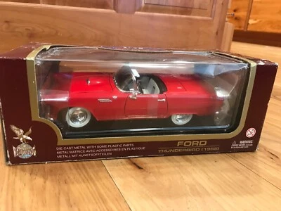 Ford Thunderbird 1955 rojo escala 1:18 Road Legends rojo convertible en caja Foto 1 de 4