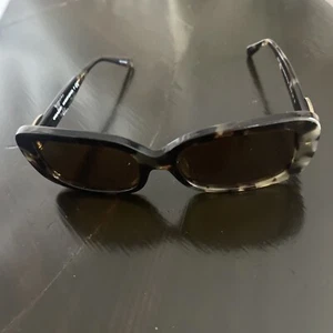 Coach HC 8330 milky moss green tortoise 559273 Sunglasses - Picture 1 of 5