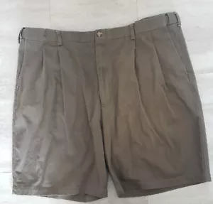 Herrenshorts Größe 44 olivgrün Plissee Savane Comfort Plus Bund - Bild 1 von 3
