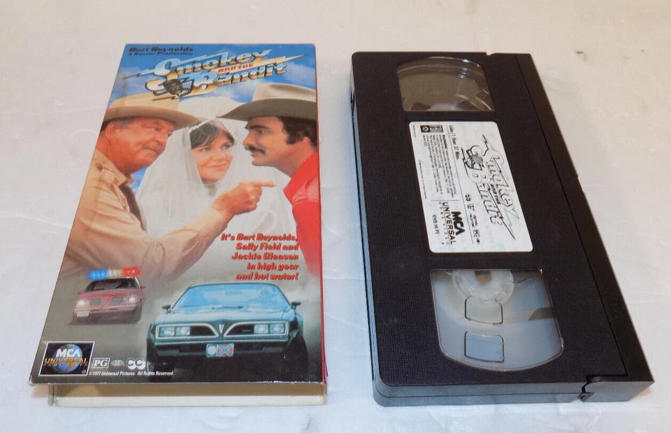 Smokey and the Bandit VHS Tape Burt Reynolds Sally Fields Universal Studios 1996 - Image 1 of 1