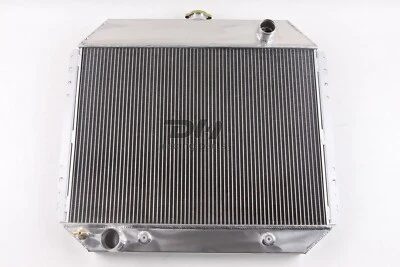 Radiador de aluminio de 3 filas para camioneta Ford 1966-1979 F100 F150 F250 F350 Bronco Truck Foto 1 de 4