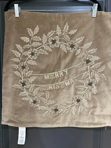 Pottery Barn Luxe Merry Christmas Embroidered Beaded Wreath Velvet Cover - Picture 1 of 1