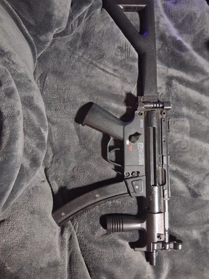 Pistola H&K MP5 K-PDW CO2 BB .177 - Imagem 1 de 2