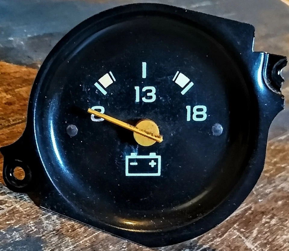 Датчик напряжения заряда аккумулятора амперметр усилитель 73-87 Chevy Truck C10 C20 C30 от оригинального производителя GMC - Изображение 1 из 4