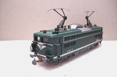 TRAIN HO JOUEF :  LOCOMOTIVE ELECTRIQUE BB 25531 OCCASION (Livré sans boite) - Photo 1/4