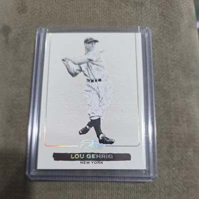 Estuche Panini Three and Two Lou Gehrig 2025 pizarra en blanco SSP Hit Yankees Salón de la fama No.9 Foto 1 de 2