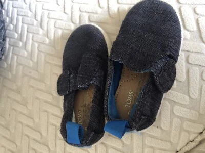Navy Blue So Cute Toms Size 5T - Image 1 of 4