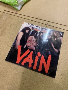 Vain Glossy Japanese No Respect Tour Book Brochure 1990 Motley Kiss Def Era. - Picture 1 of 4