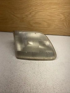 Passenger Headlight Heritage Fits 97-04 FORD F150 PICKUP 32978 - Picture 1 of 12