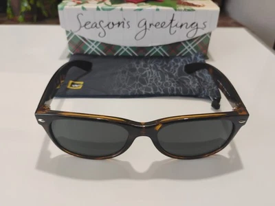 Ray Ban RB 2132 Sunglasses 😎New Wayfarer 55-18 Brand New G15 Green Lenses MINT! - Image 1 of 4