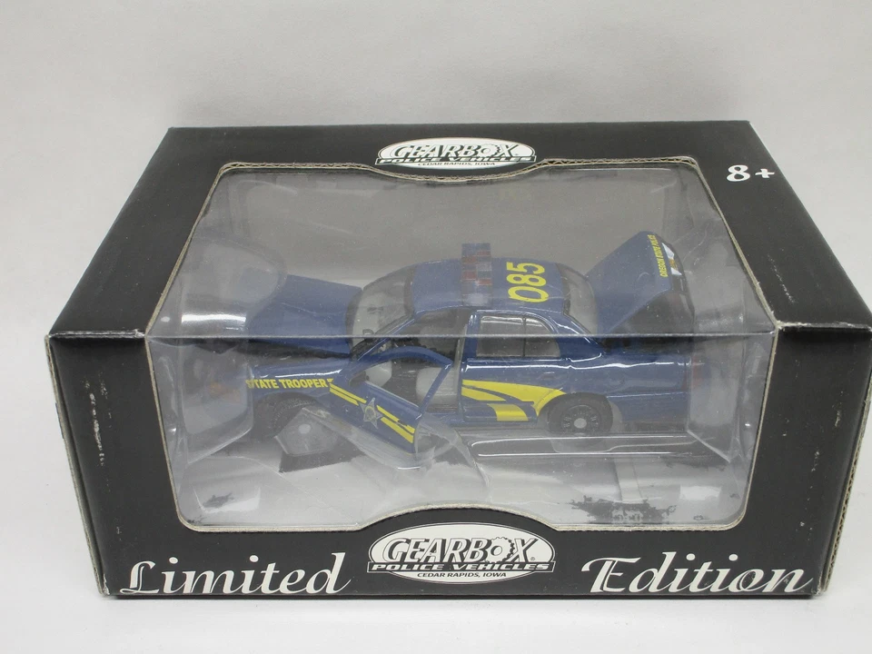 Gearbox Ford Crown Victoria Diecast 1:43 Oregon State Police Limited Edition - Image 1 of 4