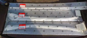 HONDA GENUINE OEM CIVIC EG3 EG4 EG6 SIDE L&R MOLDING WINDSHIELD MALL SET - Picture 1 of 1