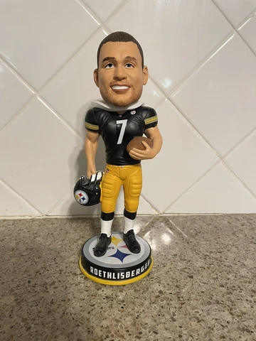 Pittsburgh Steelers Ben Roethlisberger FOCO Bobblehead Legends of the Field 2017 Cover