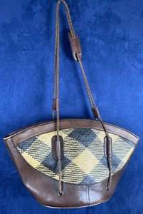 Handmade BROWN BLACK WOVEN STRAW SADDLE LEATHER ZIP TOP SHOULDER BAG TOTE BACKET - Picture 1 of 9