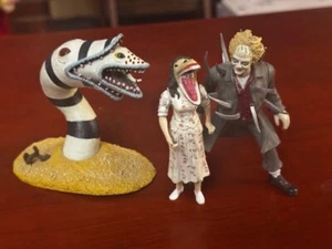Beetlejuice 3 Piece Figurine 4" Set NECA 2001 Sandworm Rare - Picture 1 of 2