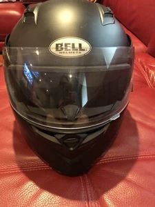 Mens Bell Motorcycle Helmet Size XL - Picture 1 of 8