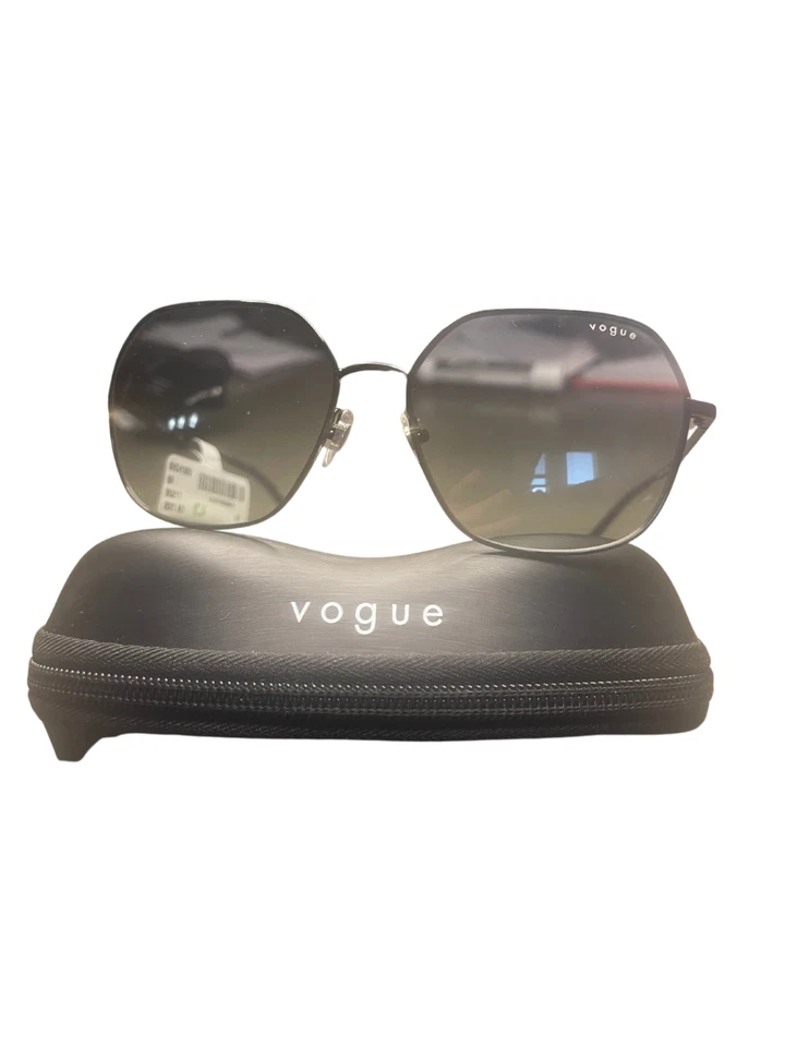 Woman Vogue Eyewear 0VO4198S 848/1358 Sun