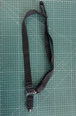 1 or 2 point adjustable tactical rifle sling with quick detach - Image 1 of 4