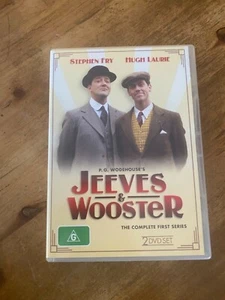 JEEVES AND WOOSTER DVD COMPLETE FIRST SERIES EXCELLENT COND COMEDY HUGH LAURIE - Picture 1 of 2