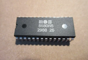 Commodore 64c SID chip - 8580 - TESTED - Afbeelding 1 van 1