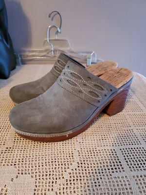 Zuecos Korks By Kork-Ease Tina gris mula para mujer zapato sin cordones talla 10 vegano Foto 1 de 4