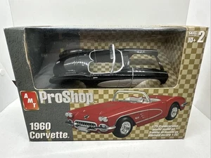 AMT Pro Shop 1960 schwarz weiß Chevy Chevrolet Corvette 1:25 Model Kit 31977 NEU - Bild 1 von 7