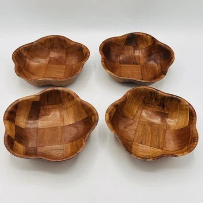 VTG MCM Set Of 4 Wooden Bamboo Parquet Effect Salad Bowls 6” Scalloped Edge - Image 1 of 4