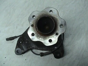 Buje trasero lateral Nissan Qashqai J11 2014-17 (1,6 L 16 V diésel DCI) - Imagen 1 de 6