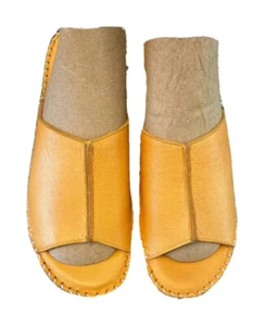 NWT BONAVI La Pinta Orange Leather Wedges Sandals Womens Size 39 (US 8) - Picture 1 of 11