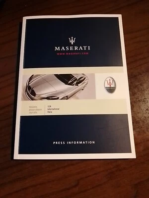 brochure Maserati  PRESS INFORMATION , INGLESE +CD  inizio 2000s - Immagine 1 di 4