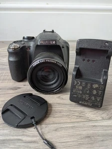 Fujifilm FinePix SL300 14MP 30x Superwide Zoom Digital Bridge Camera - Picture 1 of 24