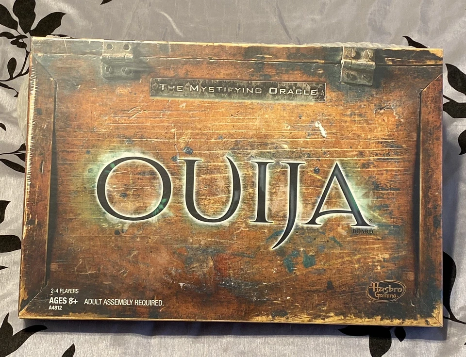 2015 Hasbro Mystifying Oracle Ouija Board Game A4812