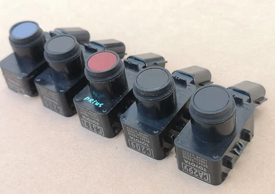 1x Genuine Toyota Corolla Parking Sensor Corolla Hybrid 89341-33220 (2018-2022) - Image 1 of 4