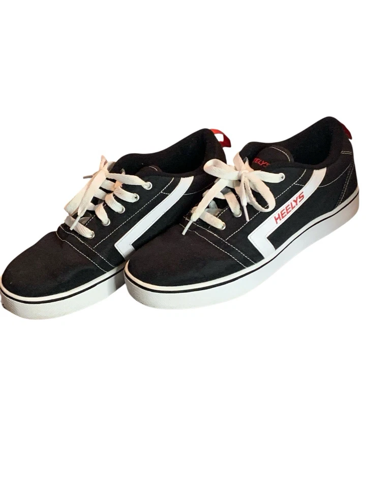 Heelys Skate Shoes Black/Red/White strip on the side Men sz 10 Sneakers - Image 1 of 4