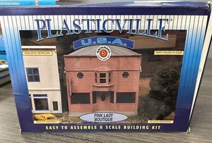 Bachmann Plasticville N Scale Kit #45857 Pink Lady Boutique NIB - Picture 1 of 4
