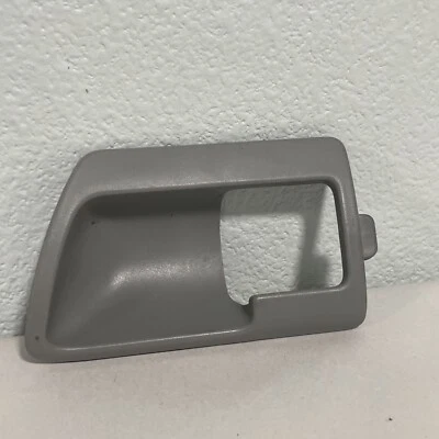 Driver Front  Door Handle Trim Ford Freestar 04 05 06 07 gray - Image 1 of 4