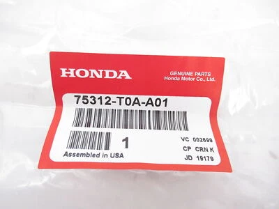 Moldura de adorno inferior delantera de pasajero original Honda 75312-T0A-A01 12-16 CR-V Foto 1 de 4