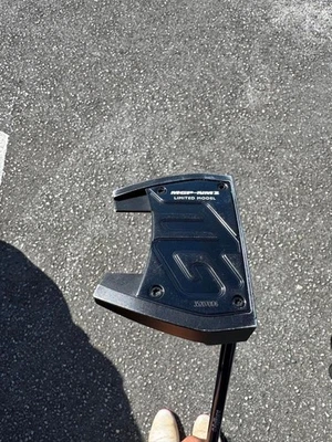 MIURA GIKEN MGP-NMZ LIMITED 33in Putter RH No H/C - Image 1 of 4