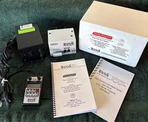 Digitrax Empire Builder II Digital Command Control Advanced Set System - Picture 1 of 5