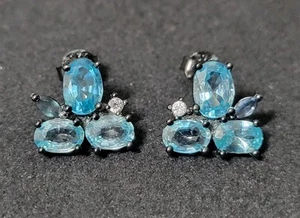 Natural Sky Blue Topaz Flower 925 Sterling Silver Post Earrings 1153 - Picture 1 of 7