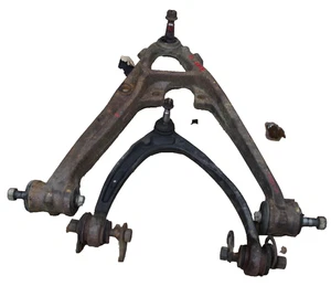 2007-2016 CADILLAC ESCALADE FWD FRONT RIGHT PASSENGER SIDE LOWER CONTROL ARM OEM - Picture 1 of 14