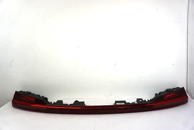 Luz trasera central LED 4KE945095E para puerta trasera Audi E-Tron 2019-2021 fabricante de equipos originales Foto 1 de 4