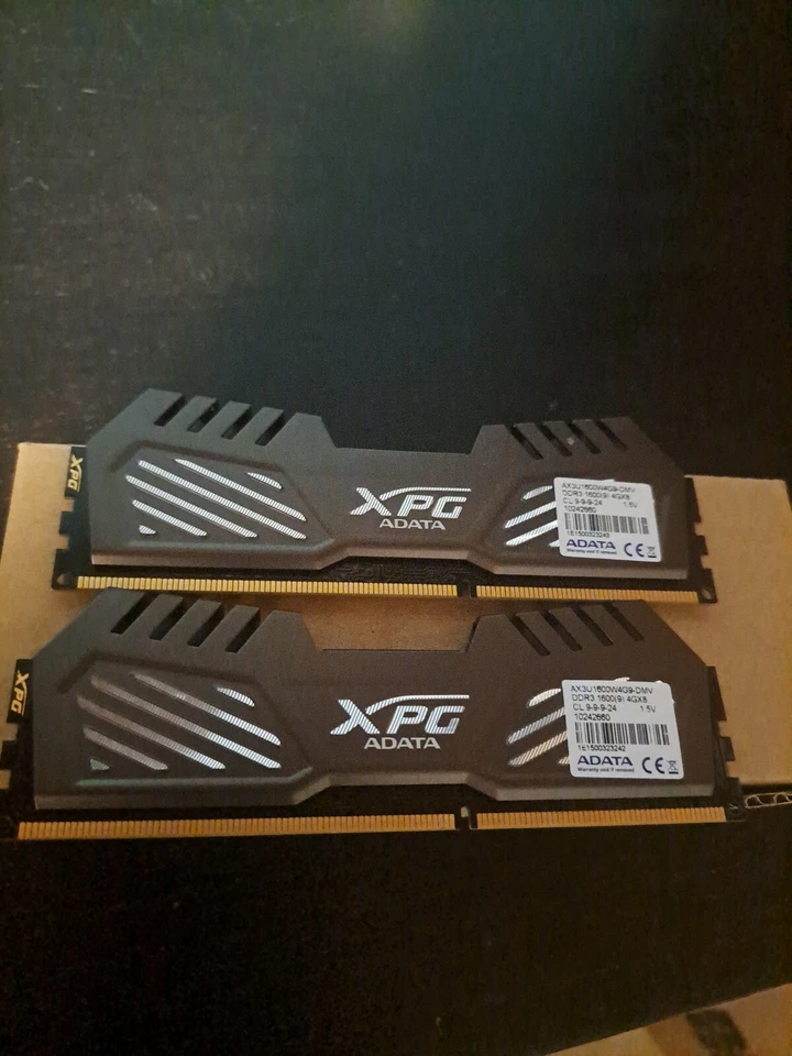 ADATA XPG V2 8 GB (2 x 4 GB) DDR3-1600 CL9 Memory - Image 1 of 1