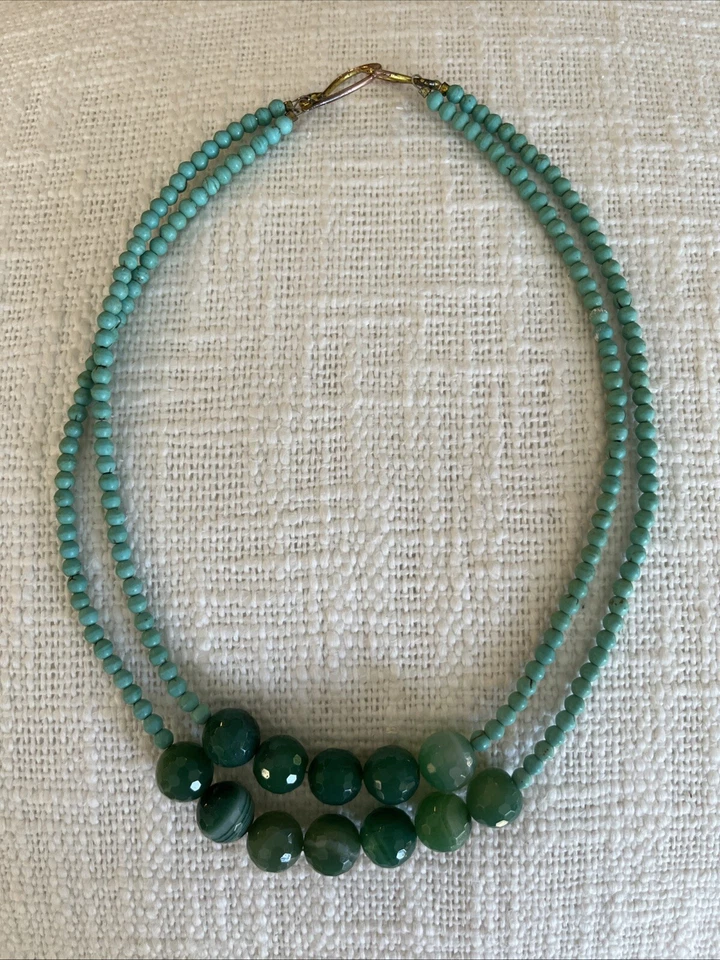 Colar personalizado fio duplo turquesa com facetas verdes pedras boho vaqueira 16"" - Imagem 1 de 3