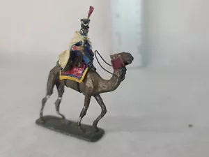 EDWARD SUREN "WILLIE" SIGNED 30mm Soldier Camel Cavalier Hand Painted Asis - Picture 1 of 10