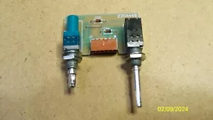 Delco GM Pontiac 16231652 - Power Push Switch and Tune Control Assembly - Picture 1 of 3