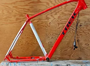 2020 Trek Dual Sport 8.2 Hybrid Bike Frame X-Large Disc Gravel MTB USA Shipping! - Picture 1 of 16
